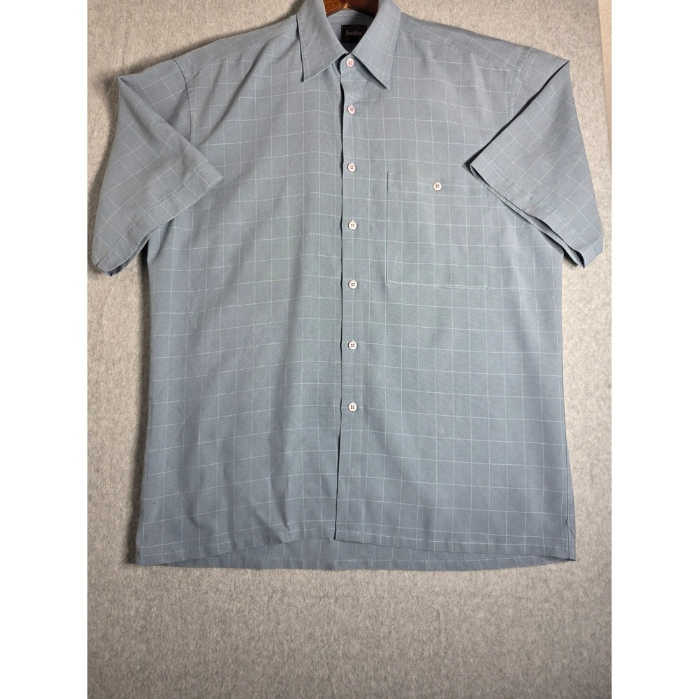 Neiman Marcus Mens Size M Blue Grid Short Sleeve Button Down Rayon Blend Shirt